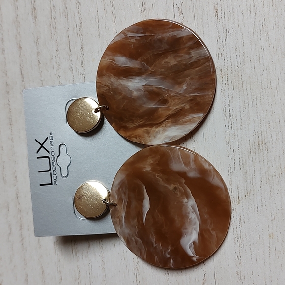 😻 3 For $15 Big Brown Swirly Marbled Lucite Round Stud Style Dangles - Picture 3 of 3